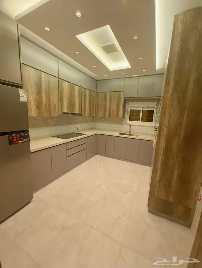 دور جديد مع السطح للإجار السنوي حي الصواري ابحر الشماليه 7