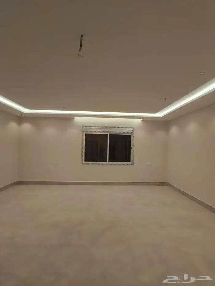 دور جديد مع السطح للإجار السنوي حي الصواري ابحر الشماليه 10