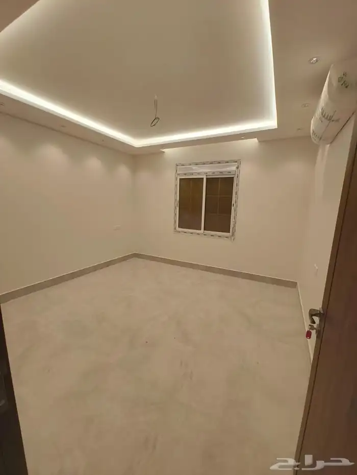 دور جديد مع السطح للإجار السنوي حي الصواري ابحر الشماليه 8