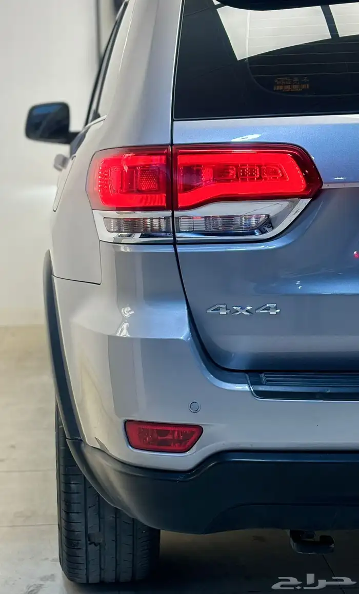 قراند شيروكي V6 - 2019 10