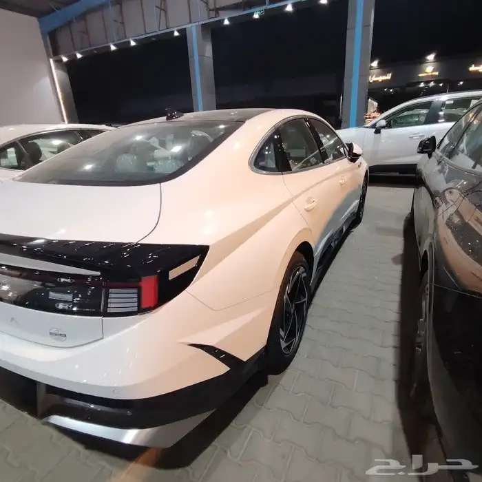 سوناتا 2026 كمفورت سمارت ابيض رمادي 3