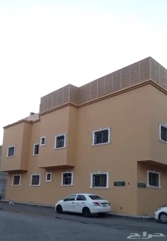 شقة للايجار قريبة من محطة القطار 13