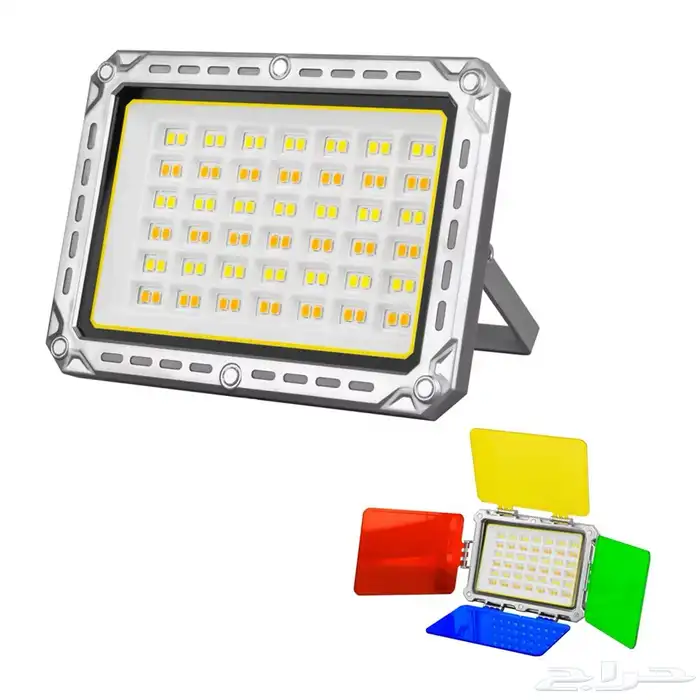 مجموعة من الإضاءة والكشافات تحت سقف واحد عند القناص العربي 23
