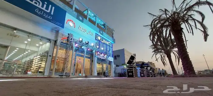 تنظيم حفلات وفتتحات تاجير شاشات مسارح استيج خشب استيج زجاج 3