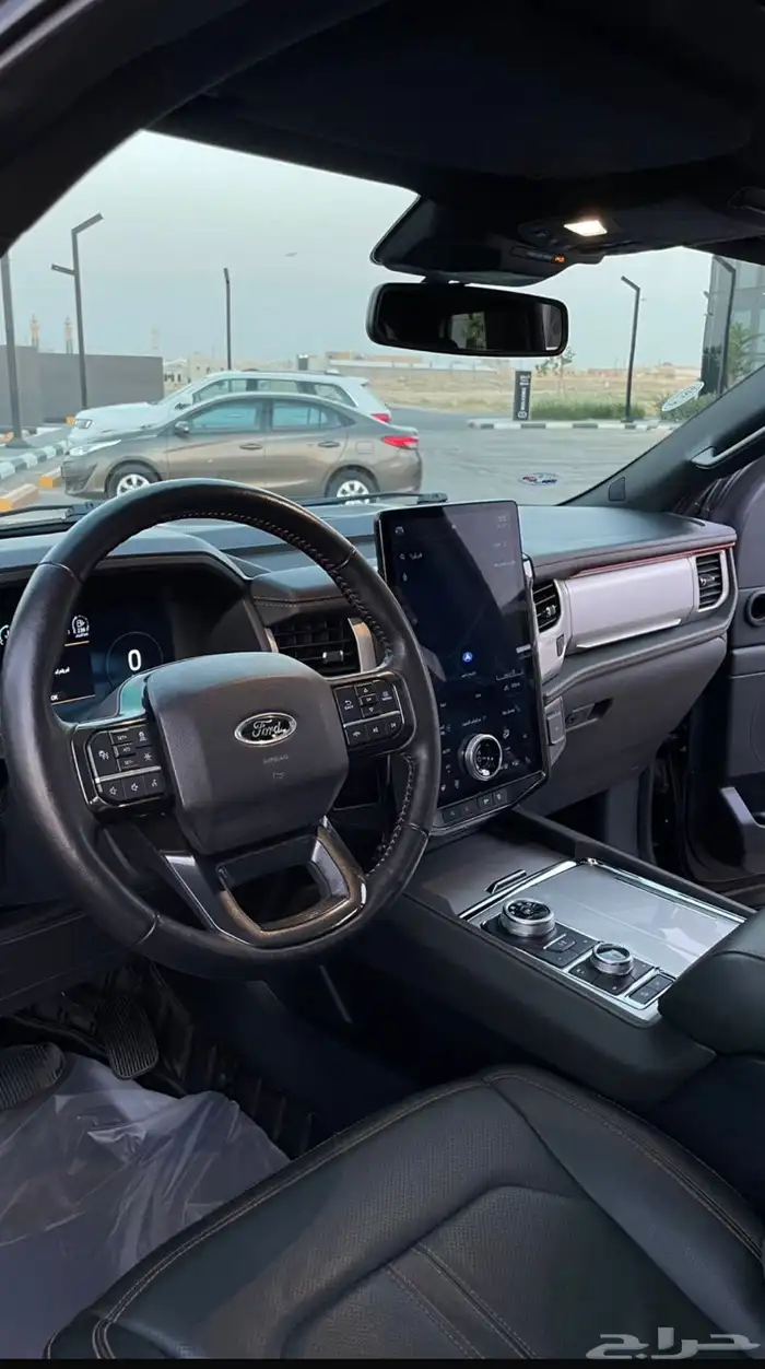 فورد اكسبيدشن تمبرلاين 2022 10