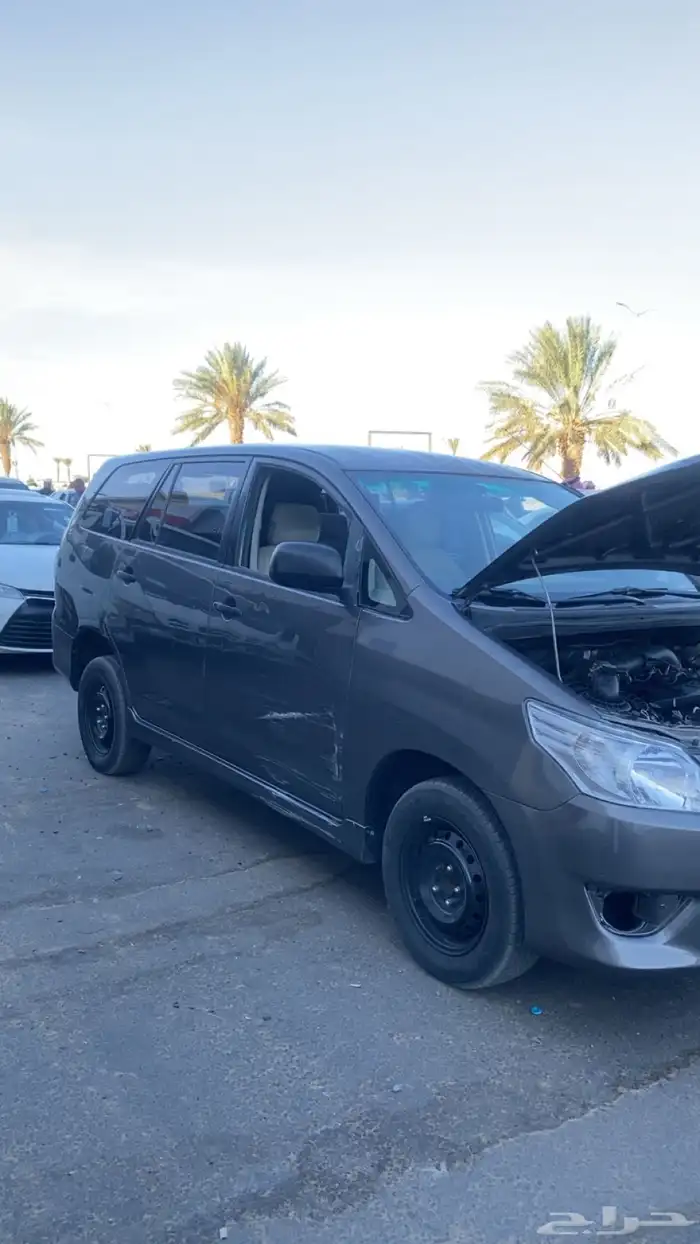 انوفا 2014 للبيع 2