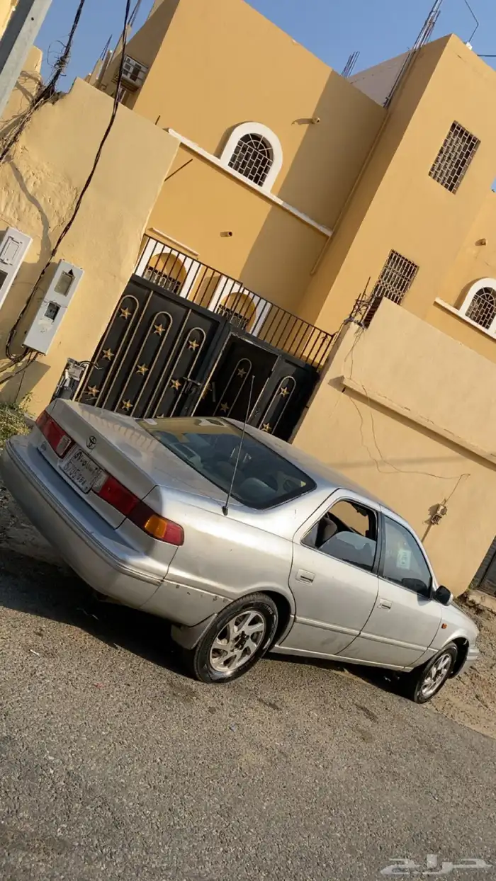 كامري 2002 لون رصاصي 0