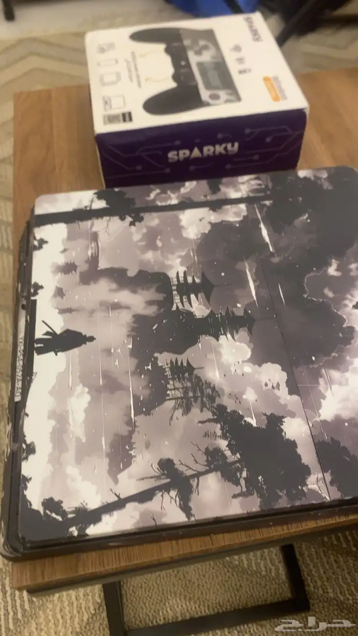 سوني فور سليم   اربع اشرطه   يد جديده بالكرتون 1