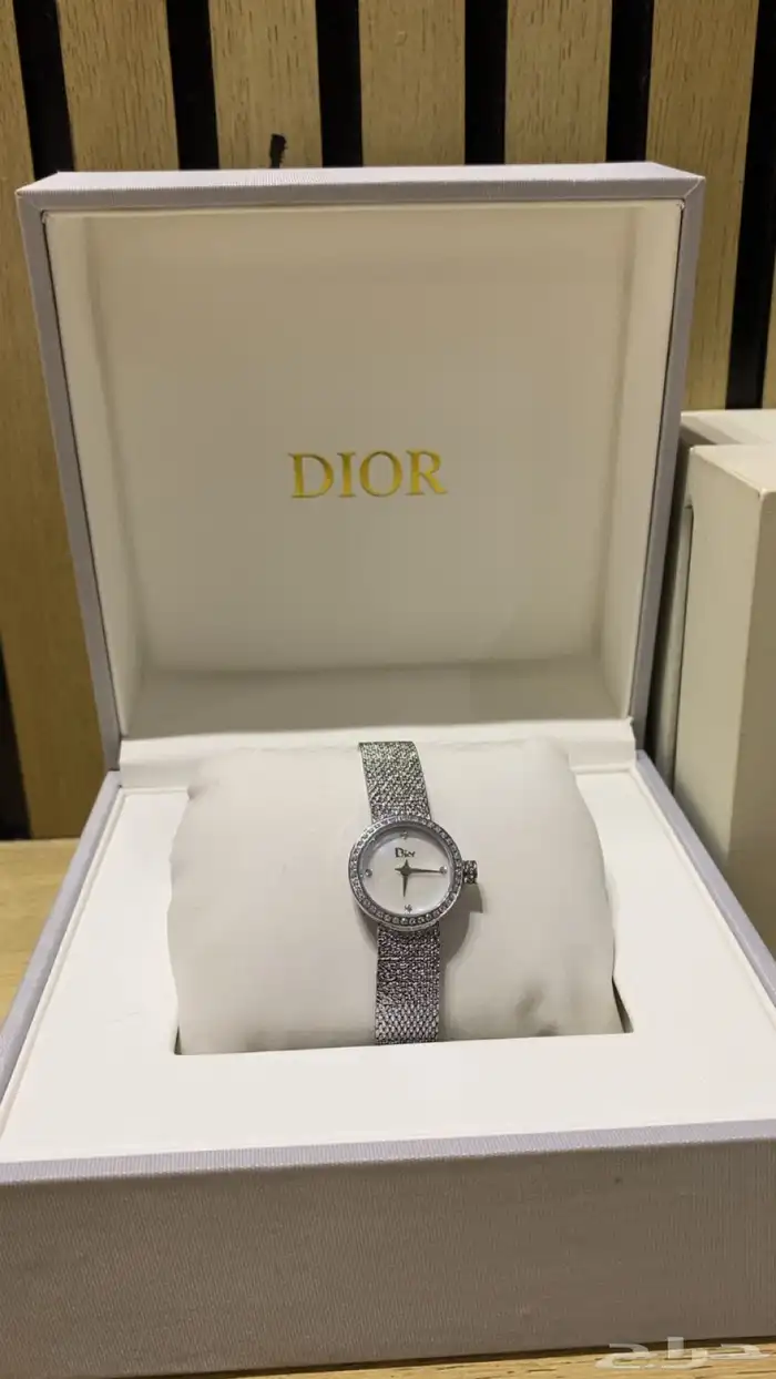 للبيع عاجل .ساعه ميلانيز و DIOR ديور ة Cerruti 1881 (شيروتي 8