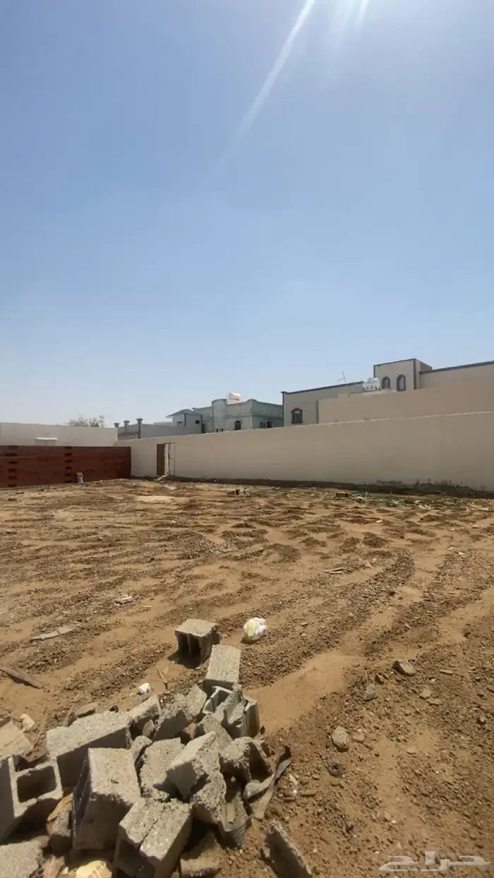 للإيجار حوش مساحه 1200متر عداد كهرب مستقل وغرفه صغير 3x3 17