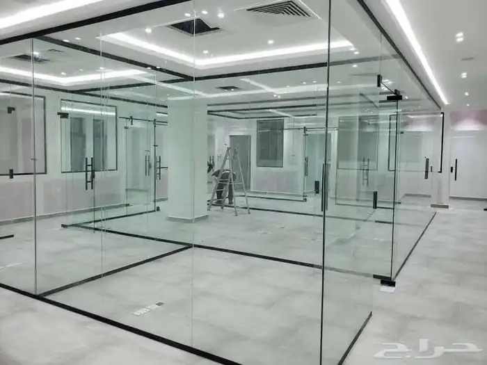 زجاج سيكوريت 8