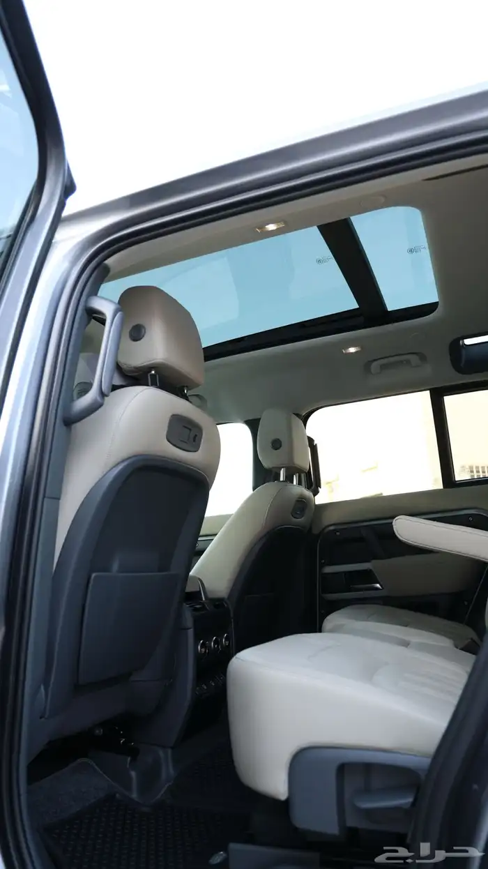 ديفندر HSE .. وكالة ( 7 مقاعد ) 28