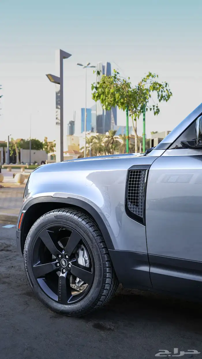 ديفندر HSE .. وكالة ( 7 مقاعد ) 8