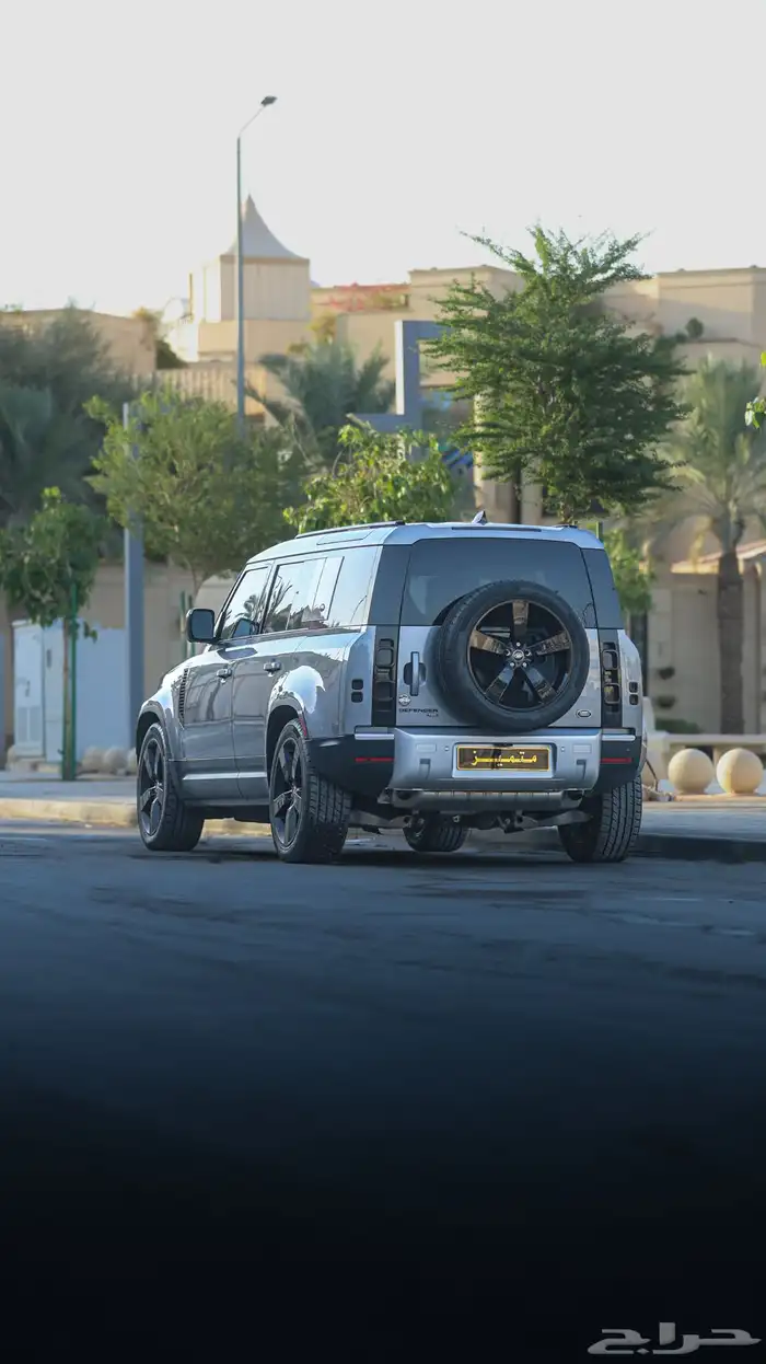 ديفندر HSE .. وكالة ( 7 مقاعد ) 4