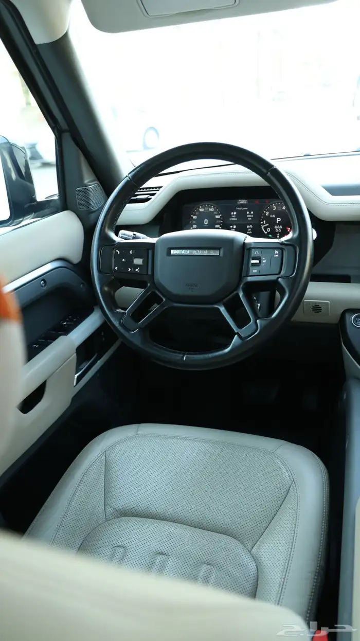 ديفندر HSE .. وكالة ( 7 مقاعد ) 33