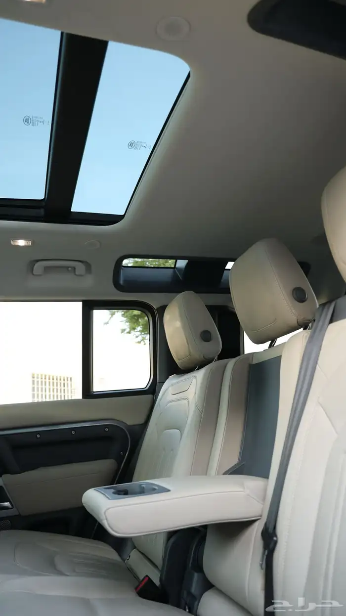 ديفندر HSE .. وكالة ( 7 مقاعد ) 35