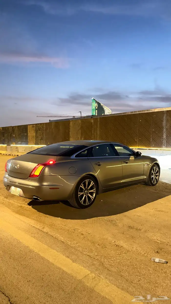 جاكوار 2012 للبيع 3