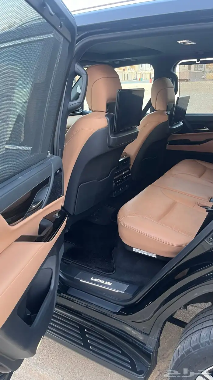 لكزس BB 2023 سعودي 1