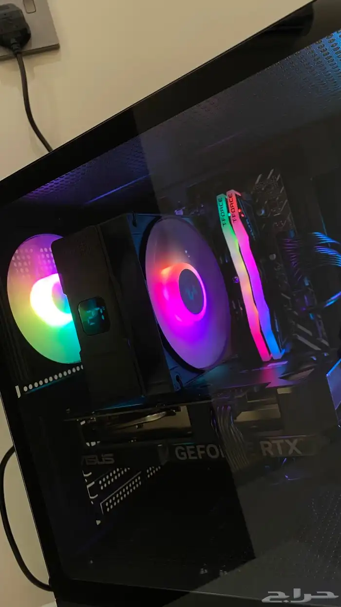 للبيع كمبيوتر العاب قوي 3