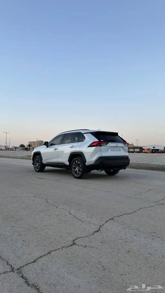 راف فور 2025 نص فل دبل شبه جديد وكالة ممشي قليل 11