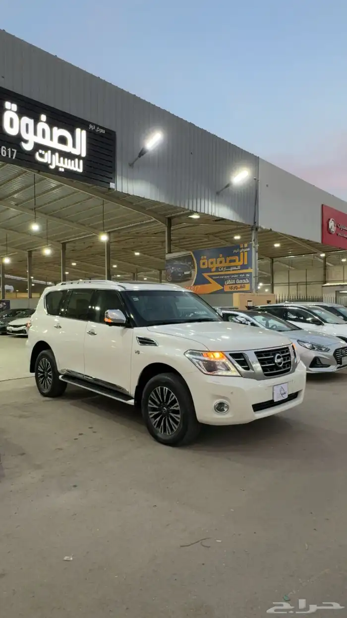 باترول بلاتينيوم محرك 8v 320 0