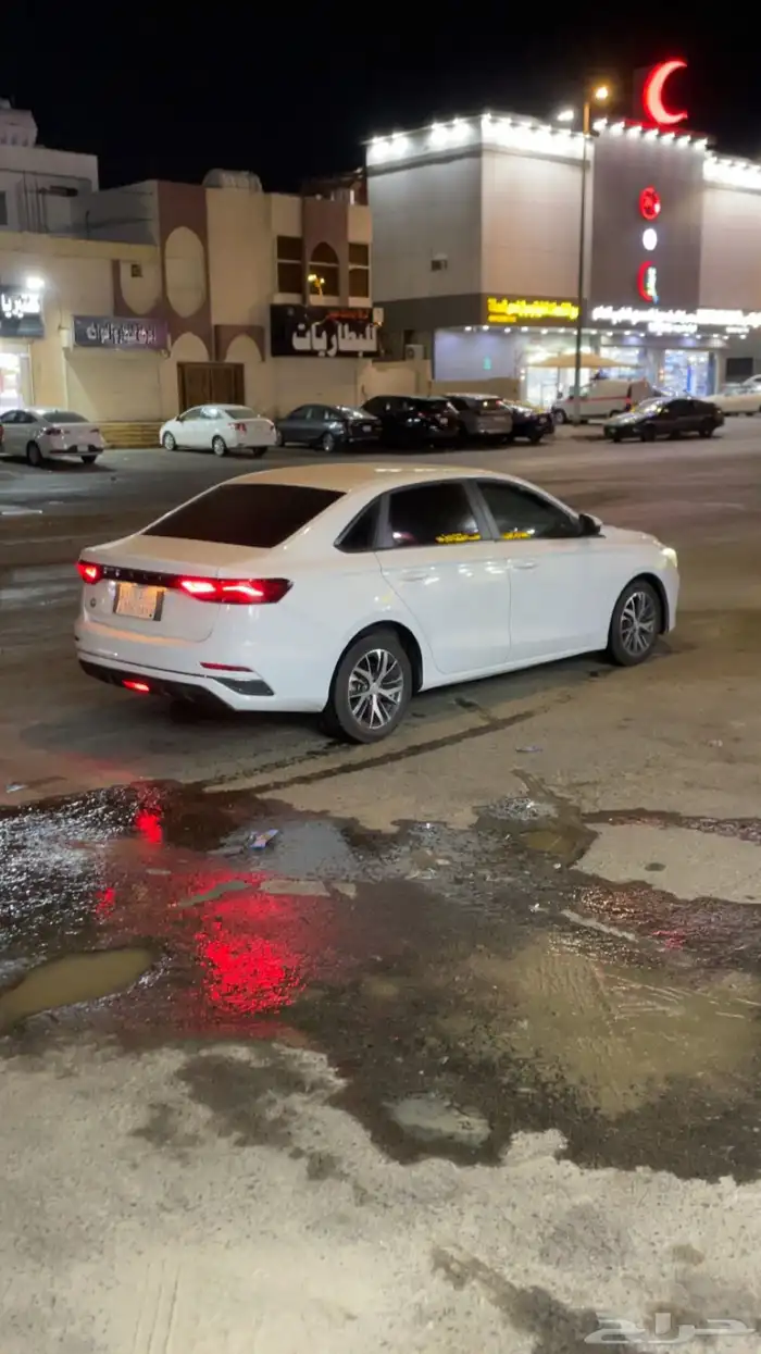 جيلي امجراند ستاندر 2023 13