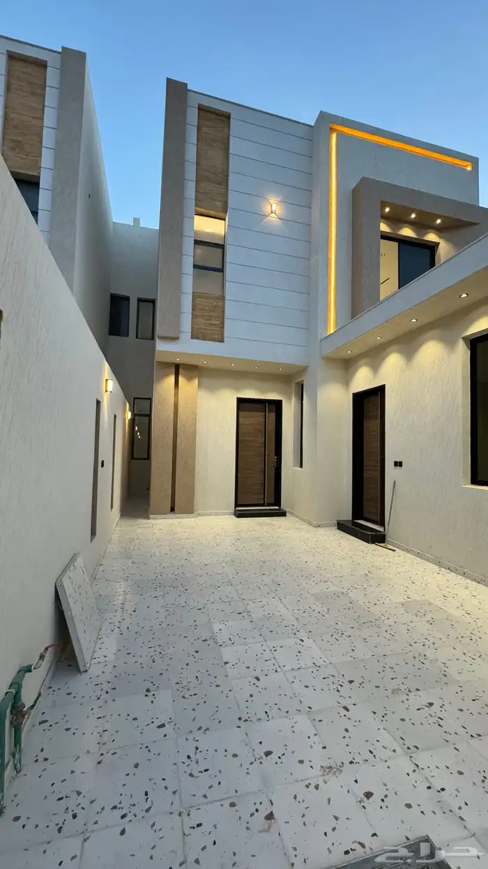 للبيع فيلا في حي الملك عبدالله بالمجمعة 2