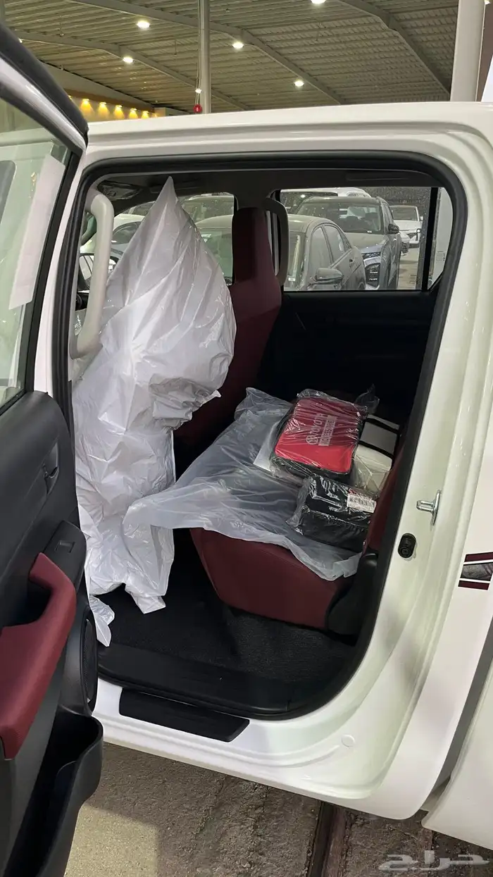 هايلكس غمارتين GL2 4X4 2.4 ديزل موديل 2025 6