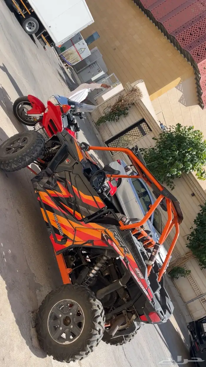 للبيع بقي بولاريس 1000 4