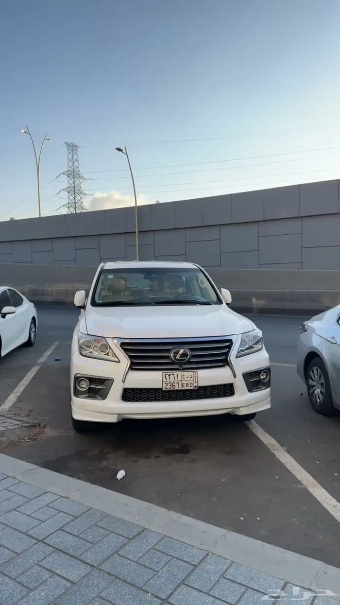 جيب لكزس 2015 ممشى قليل 0