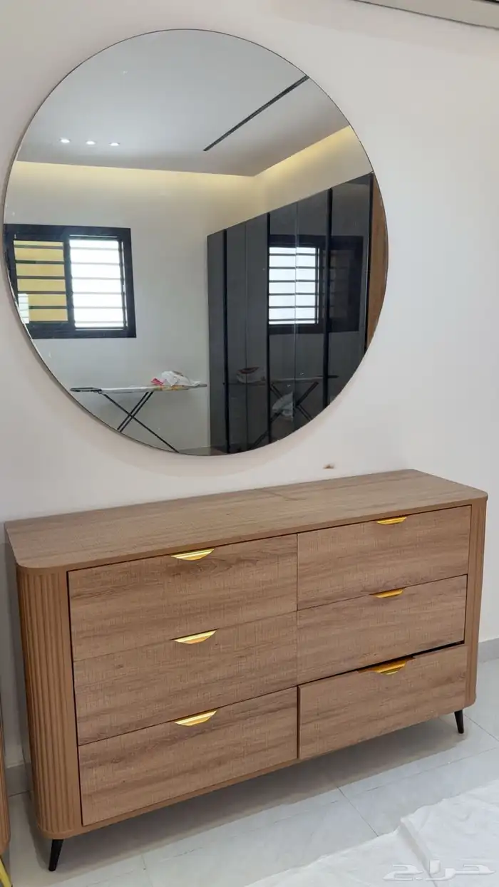 سراير جديده لم تستخدم مع كمدينات وتسريحه 0