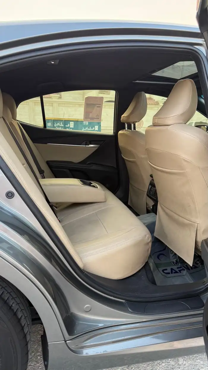 للبيع كامري 2025 LE فل كامل - بنزين 28