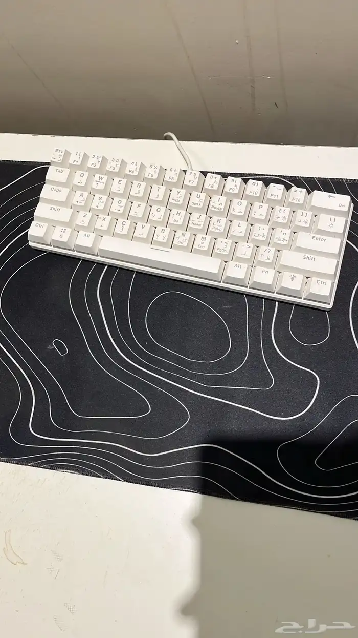 طاوله قيمنق وكرسي قمينق 2