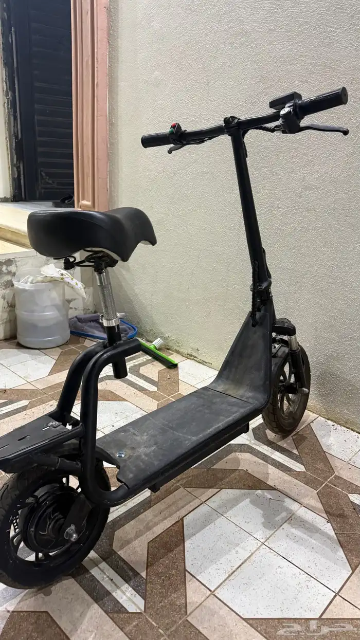 سكوتر كهربائي 1