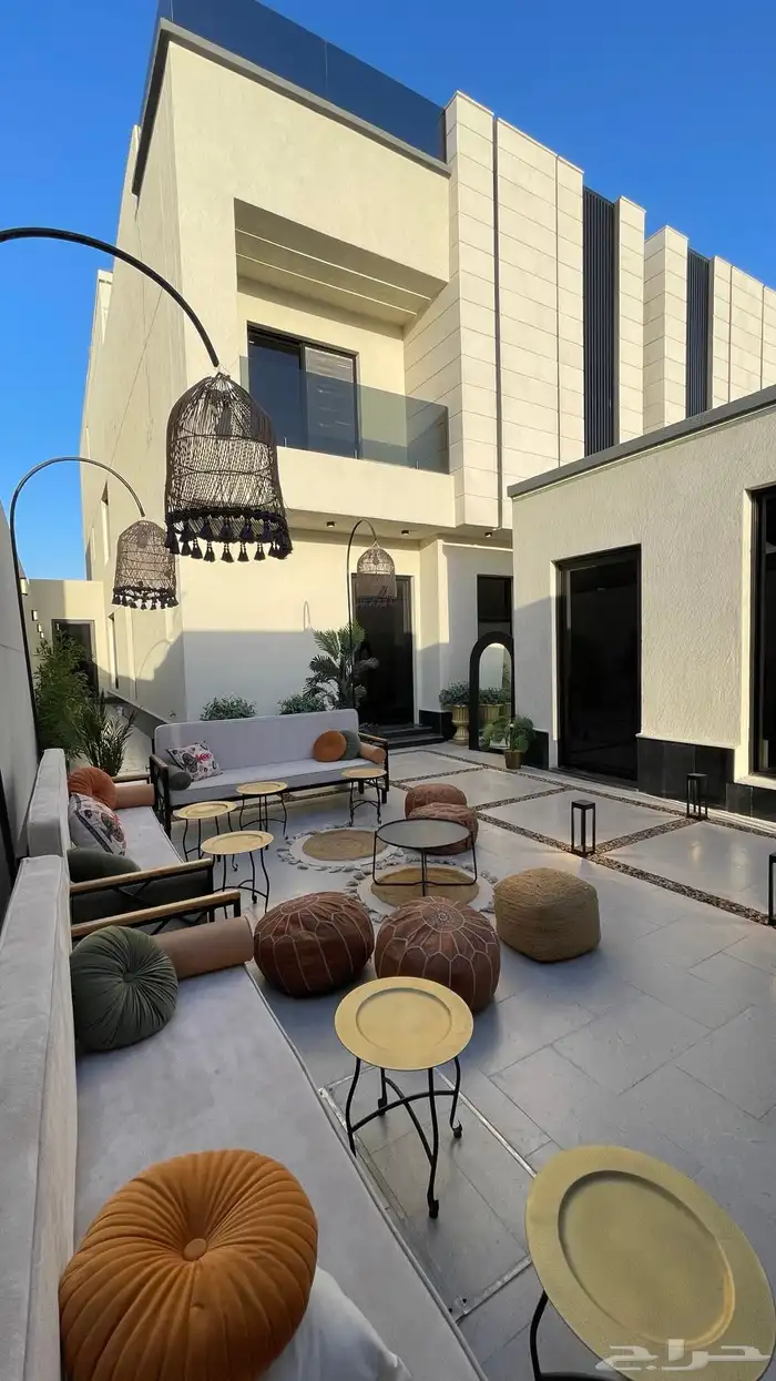 فلة للبيع واحة الشرقية ( الشعلة ) 55