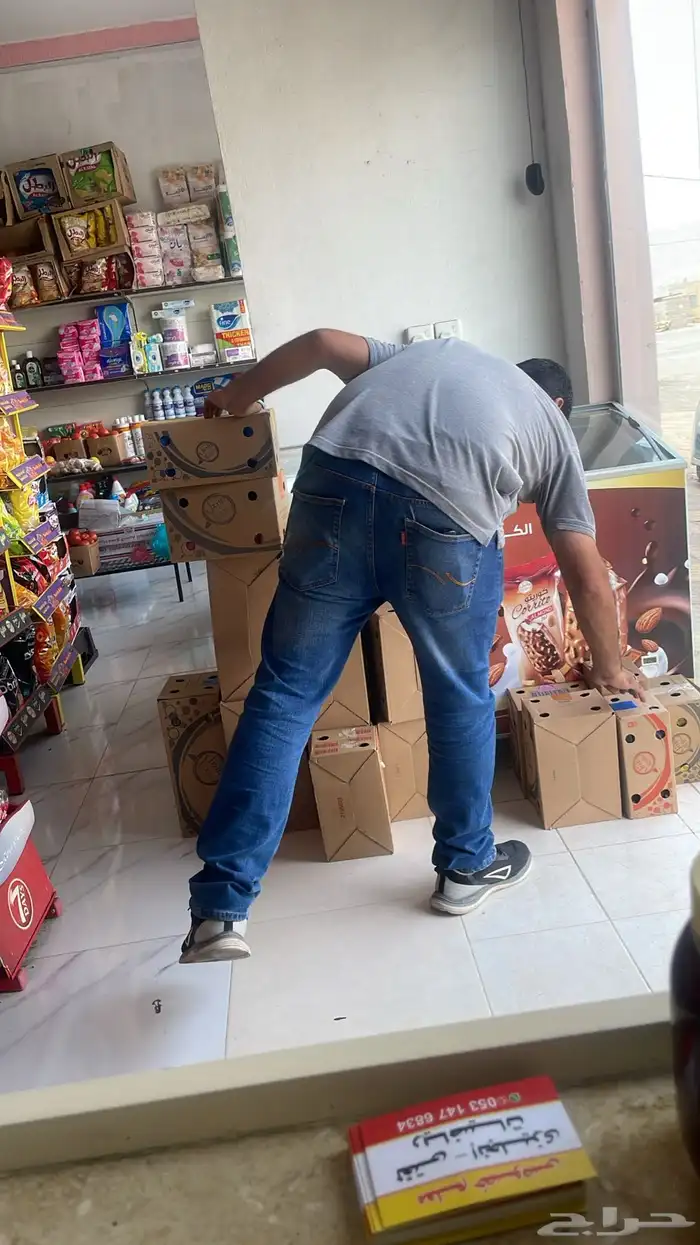 بيع بقاله صغيره فتحتين موقعها ممتاز 1