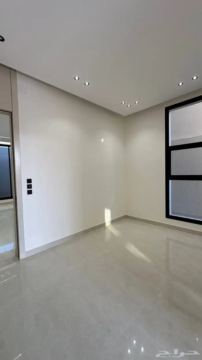 للبيع فله في الخرج حي الواحه 13