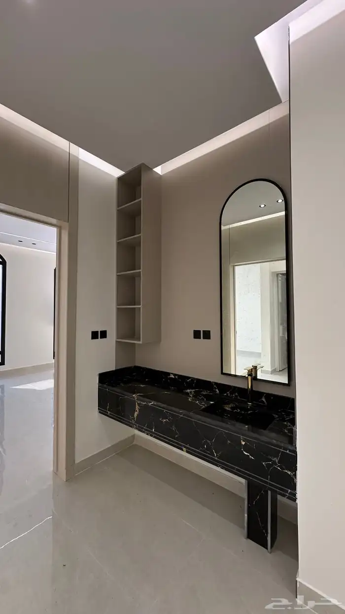 للبيع فله في الخرج حي الواحه 22