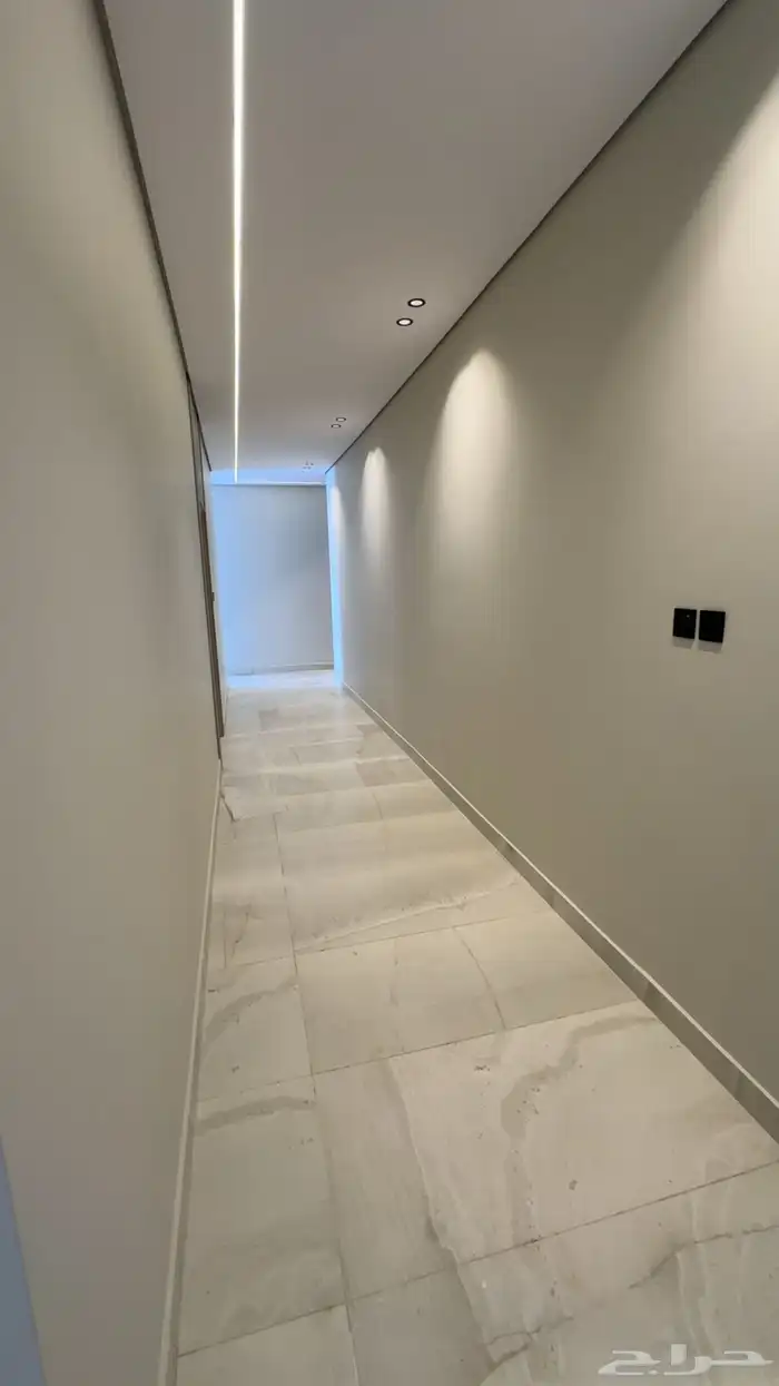 ملحق 7 وصالة تشطيب عالي 13