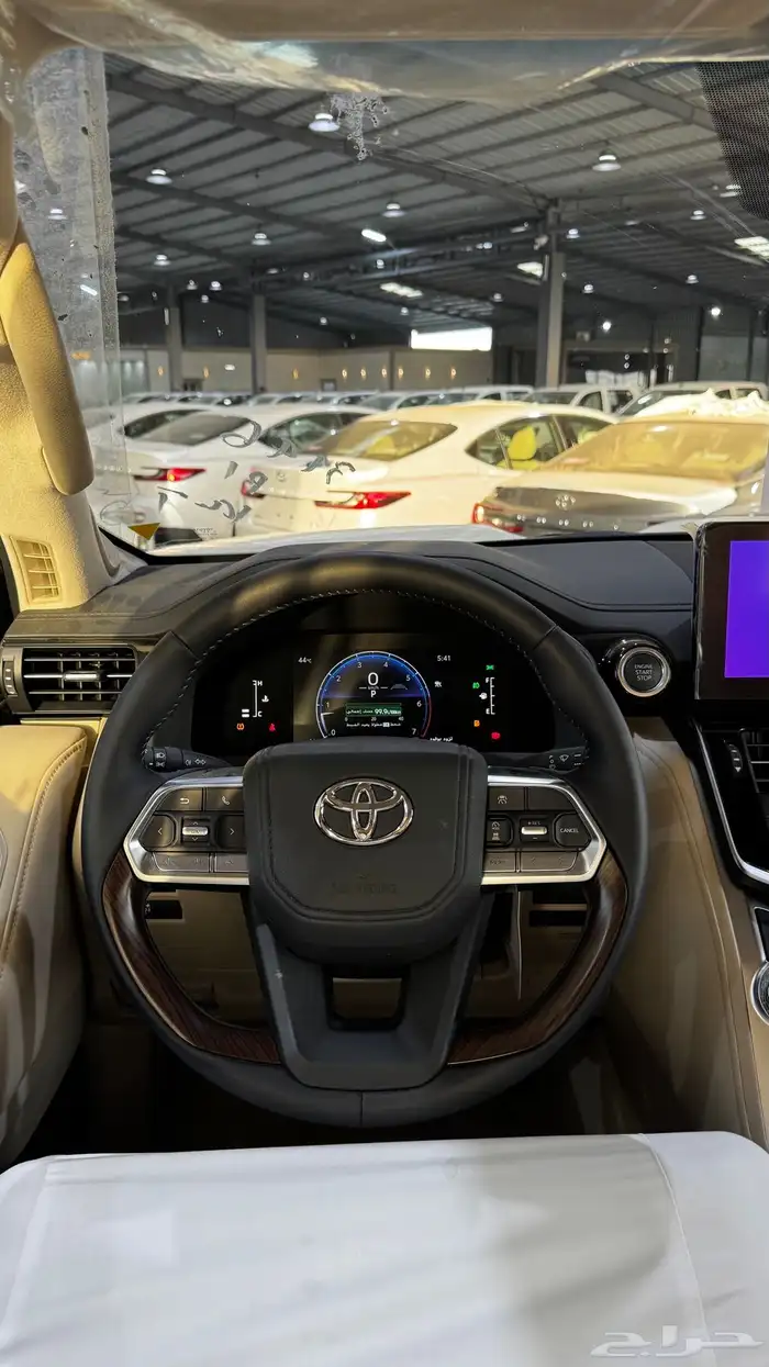 تويوتا لاندكروزر GXR SL5 خليجي 2025 - 327.500 8