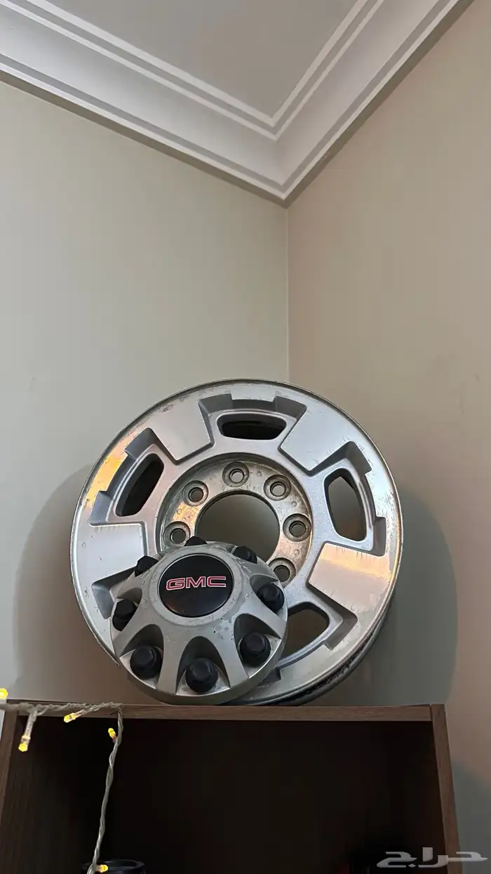 للبيع جنوط جمس سييرا سلفرادو اتش دي 2500hd 8 مسمار 3