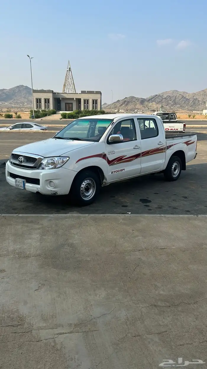 هايلكس 2011 للبيع 2