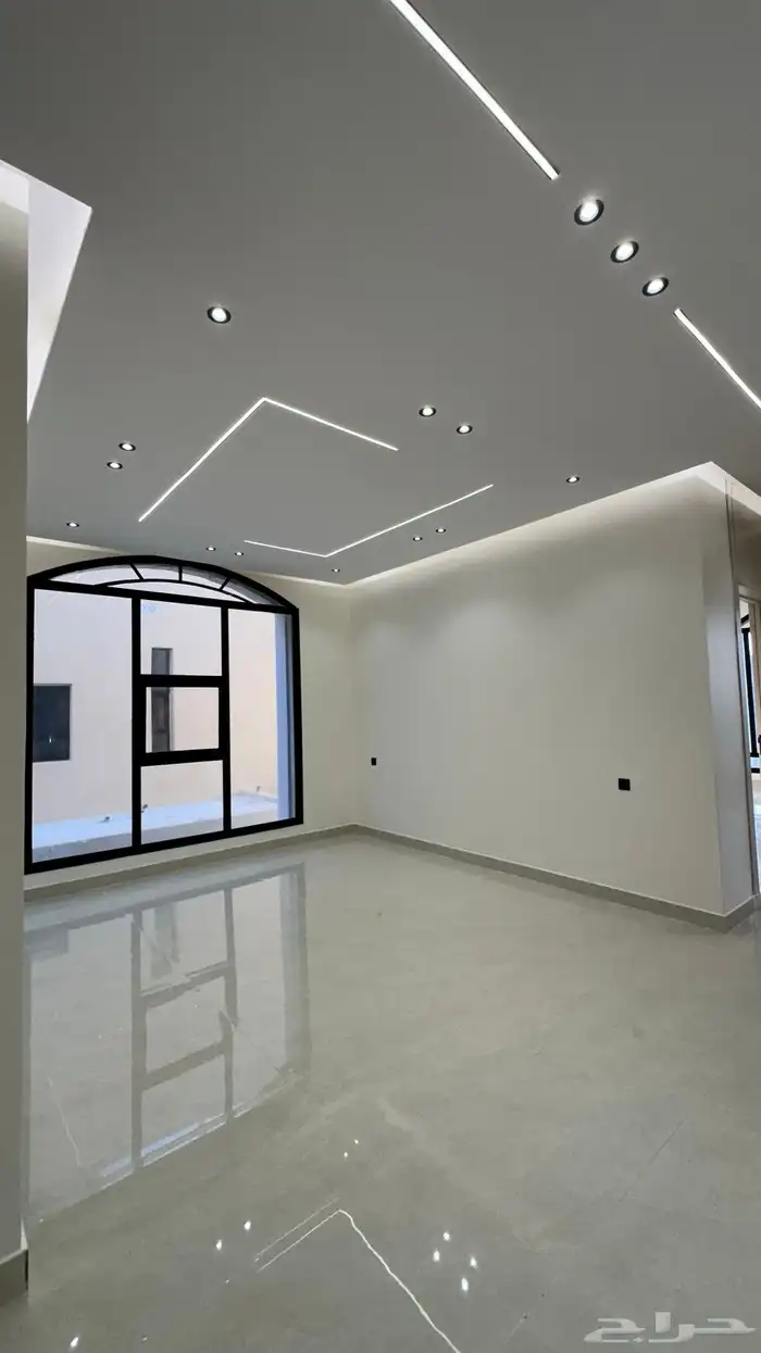 للبيع فله في الخرج حي الواحه 18