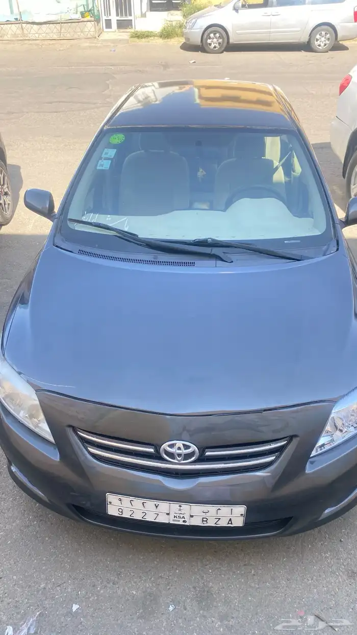 للبيع كورولا 2009 3