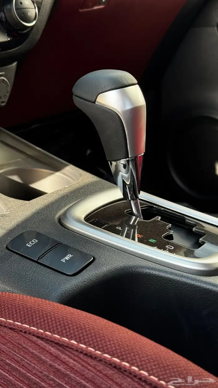 تويوتا هايلكس غمارتين GLX S دبل تماتيك مفتاح 2025 - 125.000 4