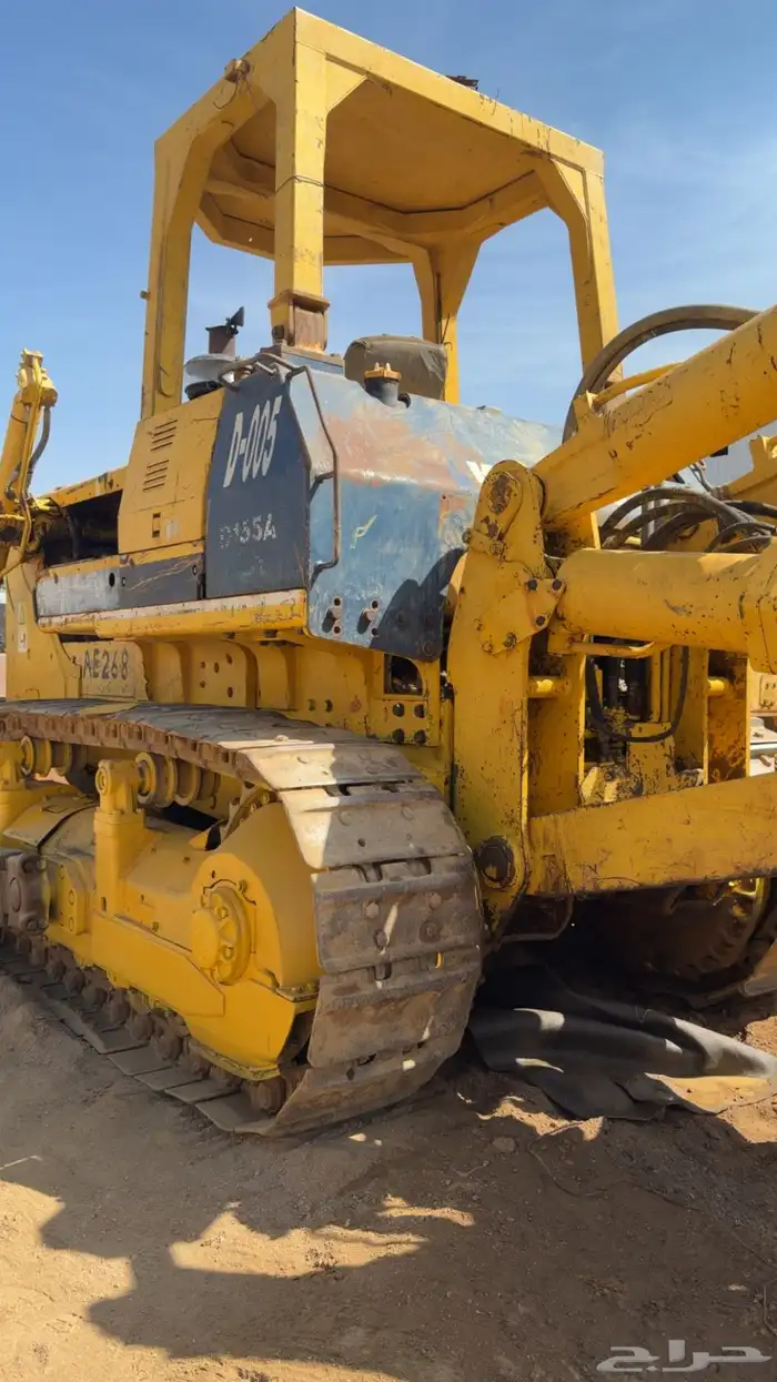 للبيع بلدوزر 155 خط ازرق 8