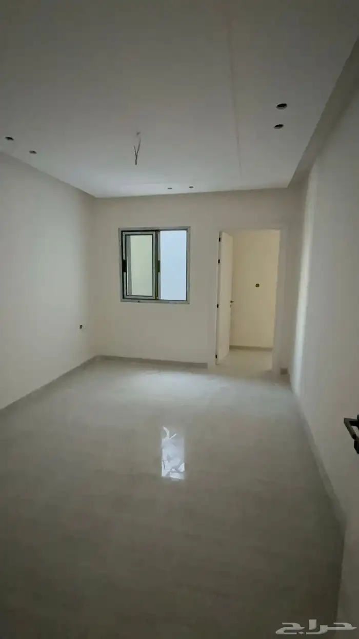 للبيع ملحق 5 غرف مع 3 سطح خاص بالشعله مرتب جدا 7