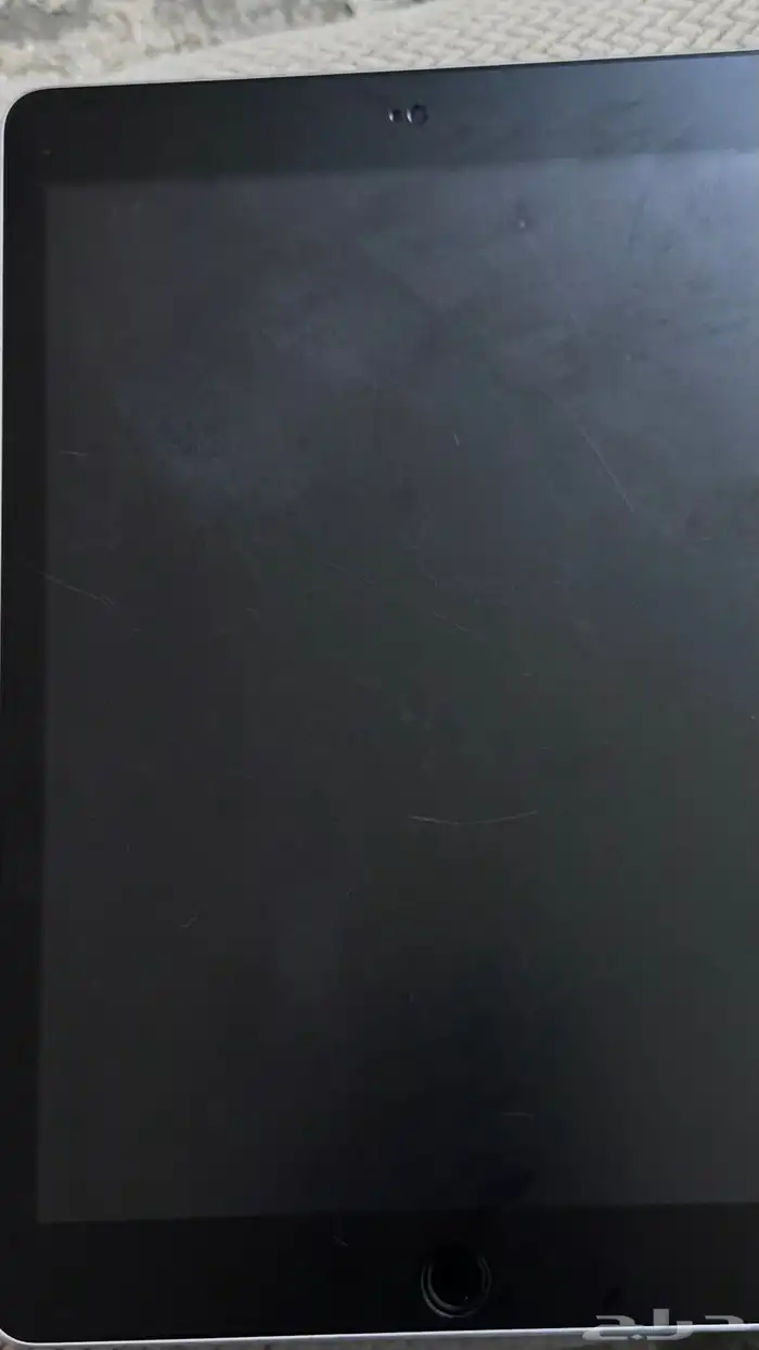 ايباد الجيل التاسع استخدام نظيف جدا الشاشه نظيفةوفيها حمايه 1