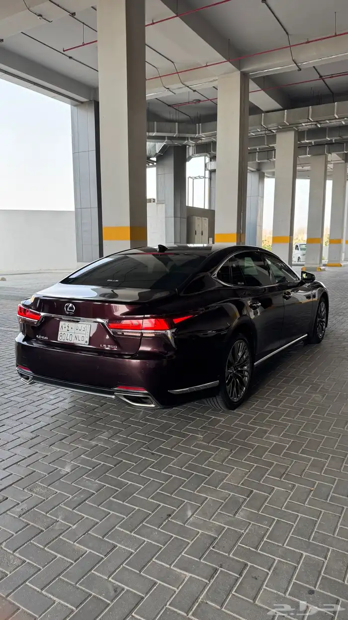 لكزس LS350 8