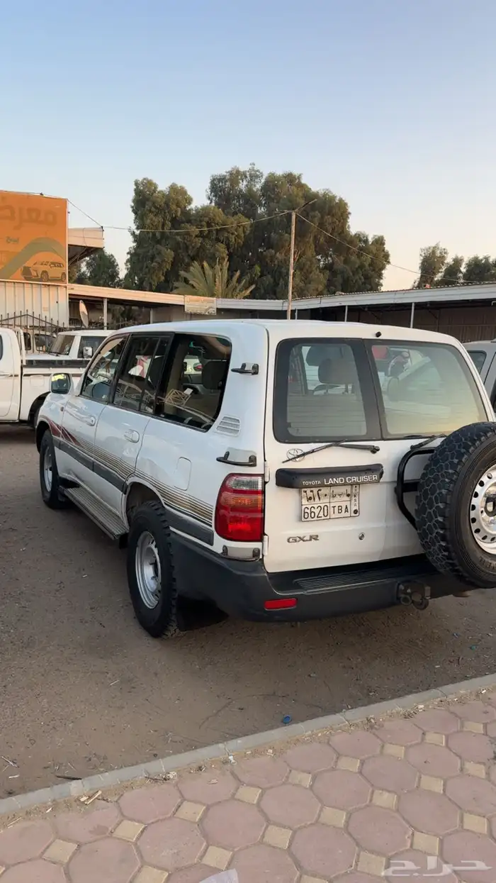 للبيع صالون 99 2